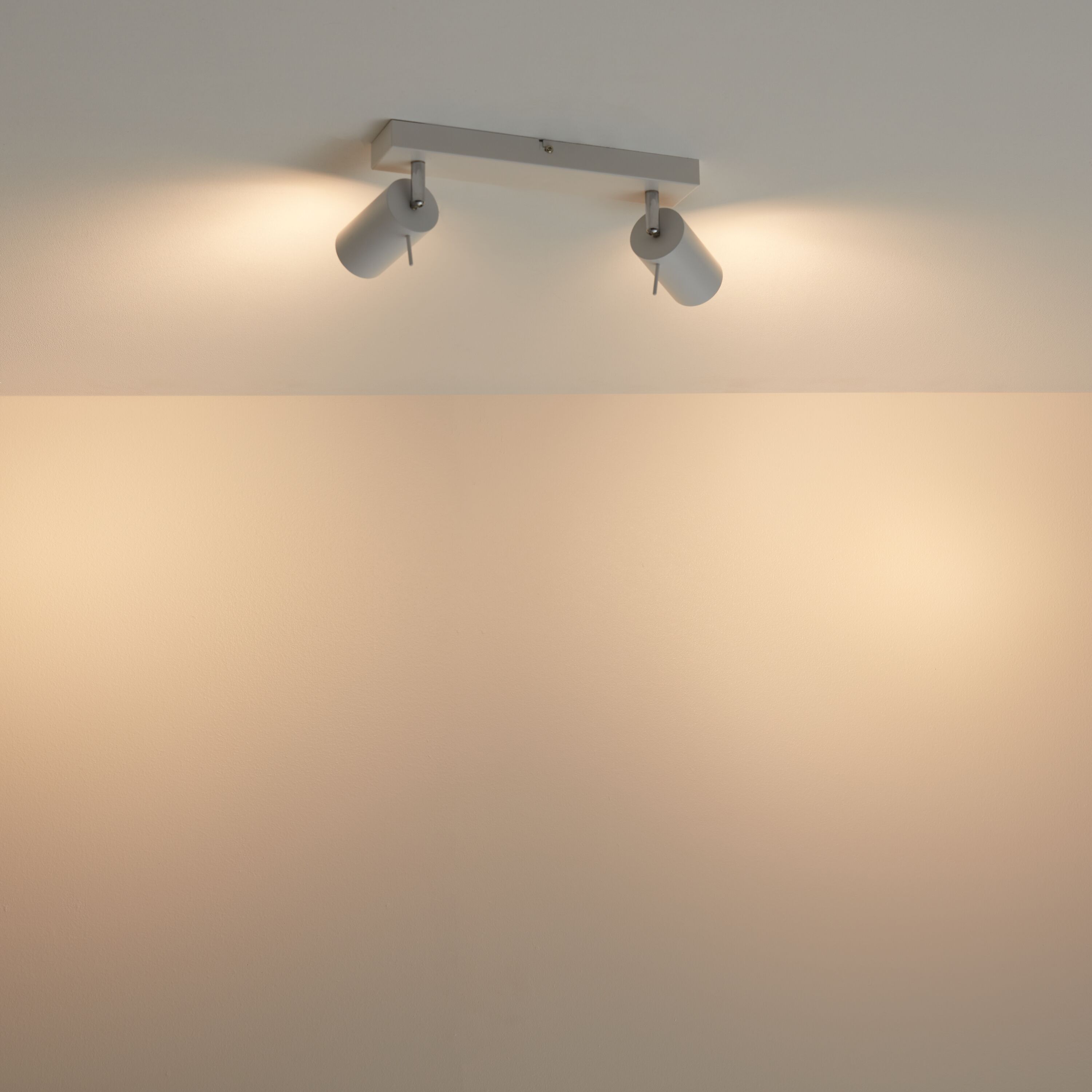 LAZEN Spot - Weiss / B: 41.7 cm x T: 6.0 cm x H: 15.2 cm
