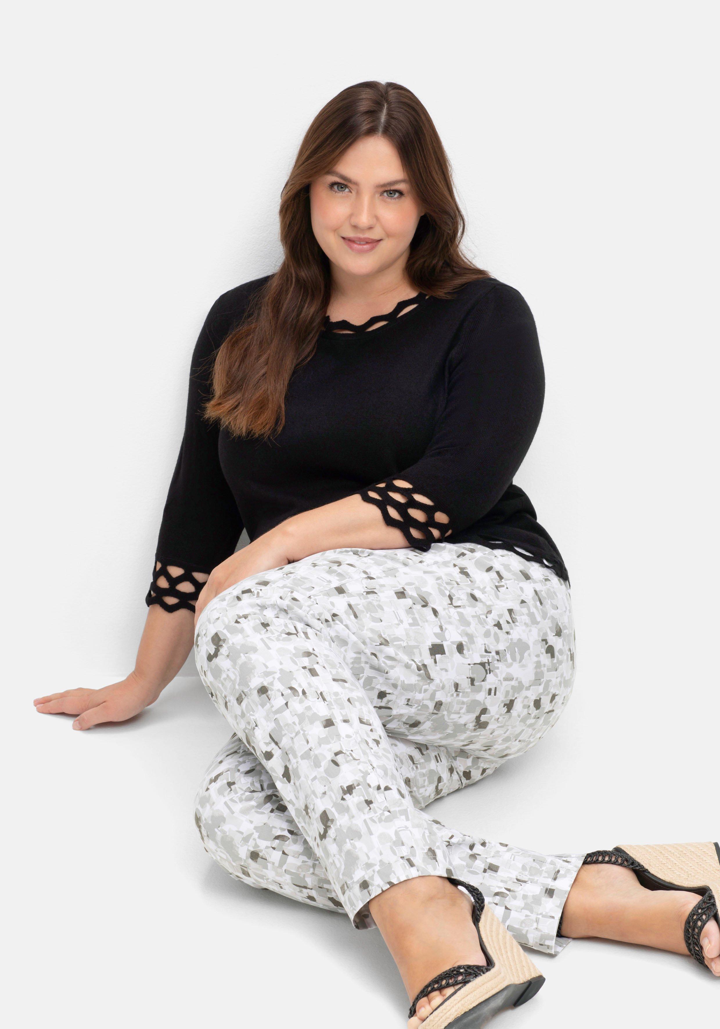 Schmale Bengalinhose mit Alloverdruck