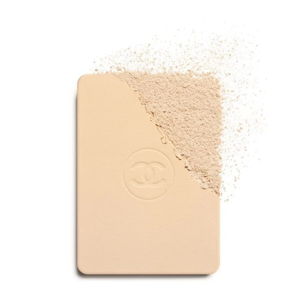 CHANEL - ULTRA LE TEINT TEINT COMPACT HAUTE TENUE ULTRA CONFORT – FINI ZÉRO DÉFAUT- Fond de Teint