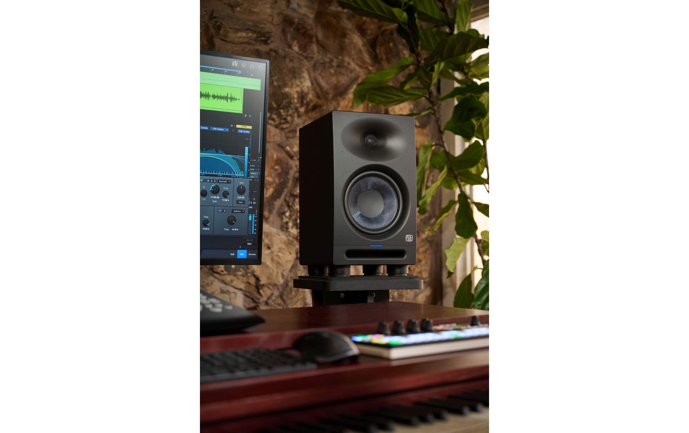 Studiomonitor Eris Studio 8 Schwarz<br>Aktive 8-Zoll 2-Wege-Studiomonitore mit EBM Wave Guide