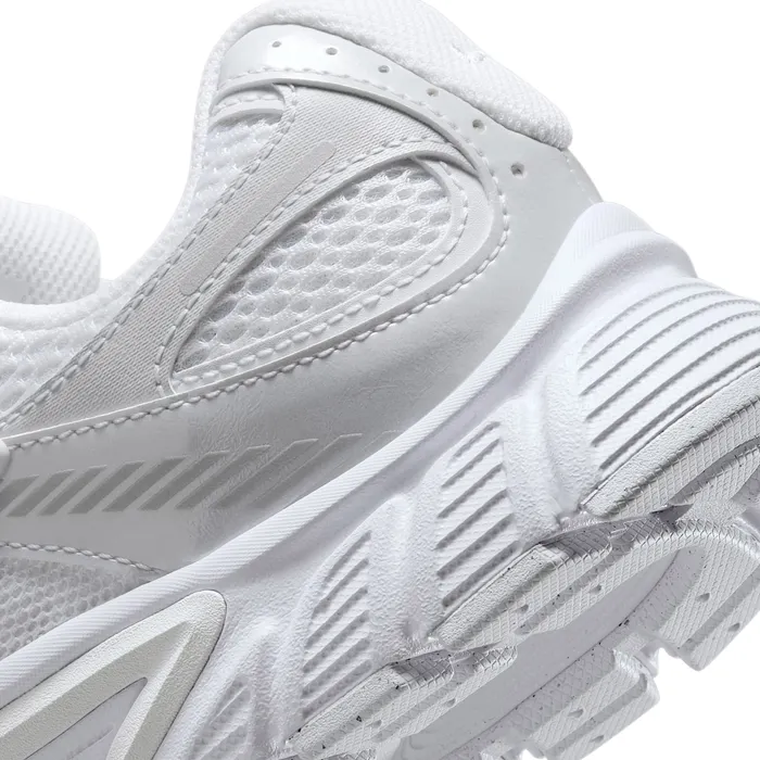 Nike V5 RNR Sneakers Dames