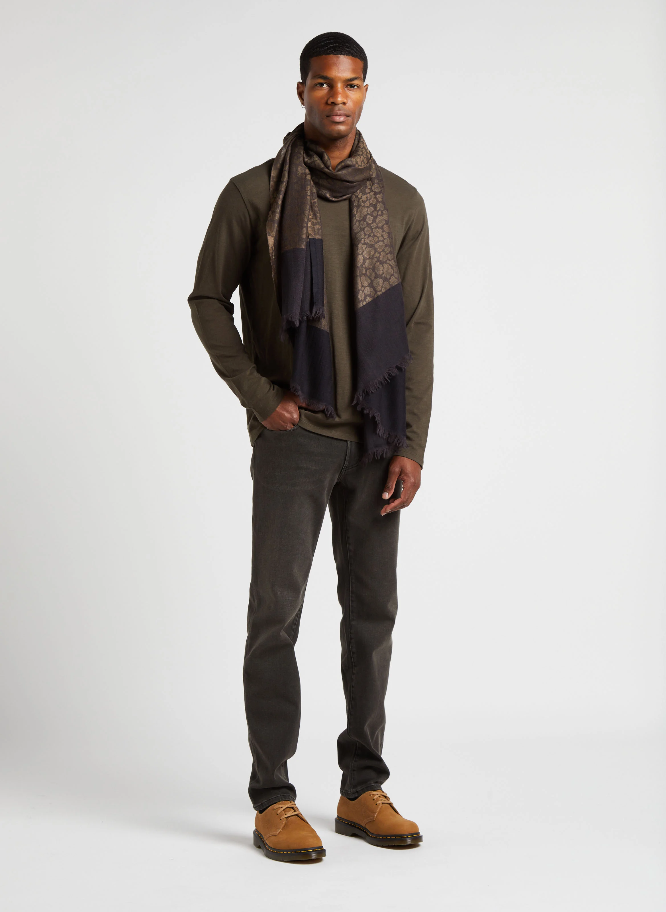 Foulard frangé en laine mélangée | Kaki
