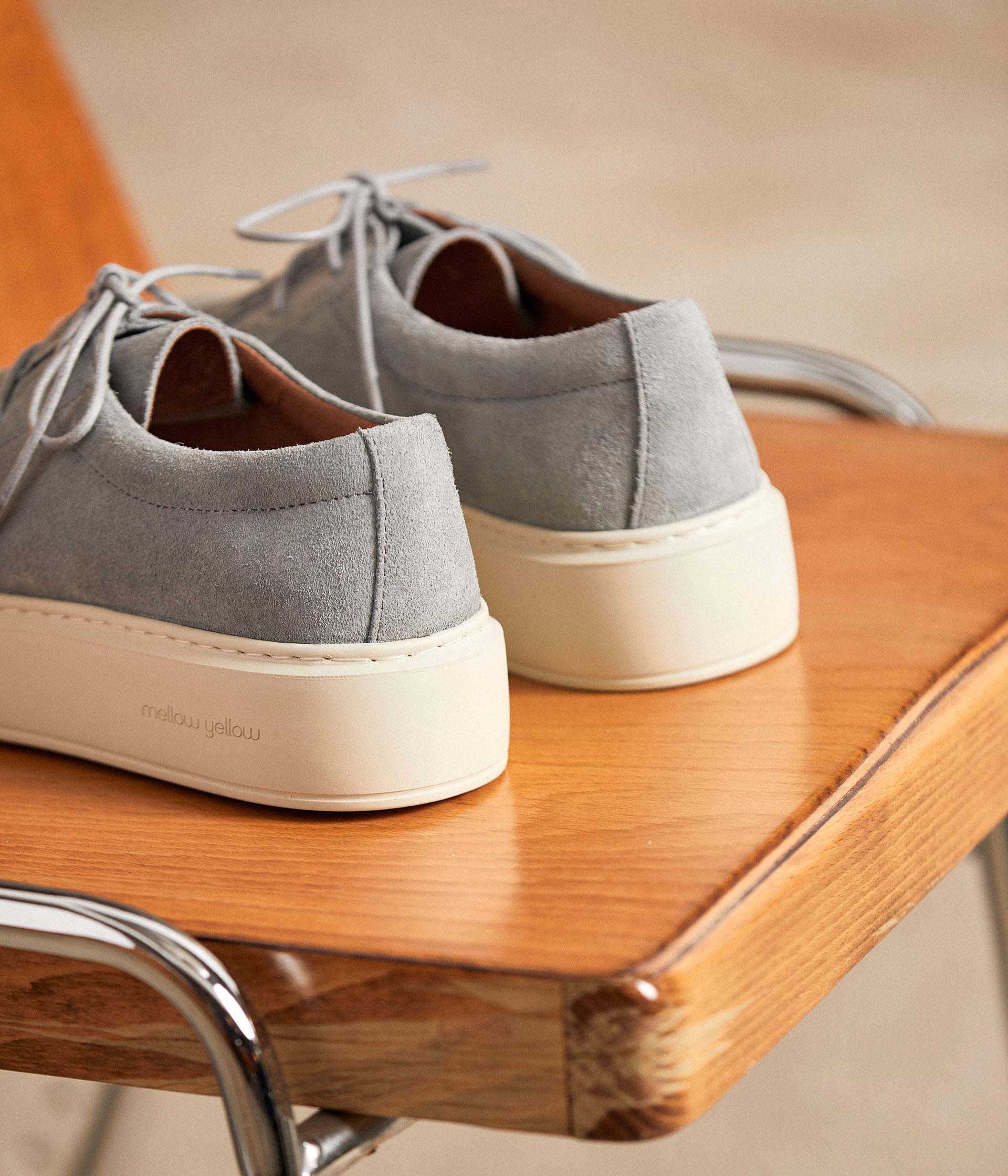 Baskets velours ciel Iva