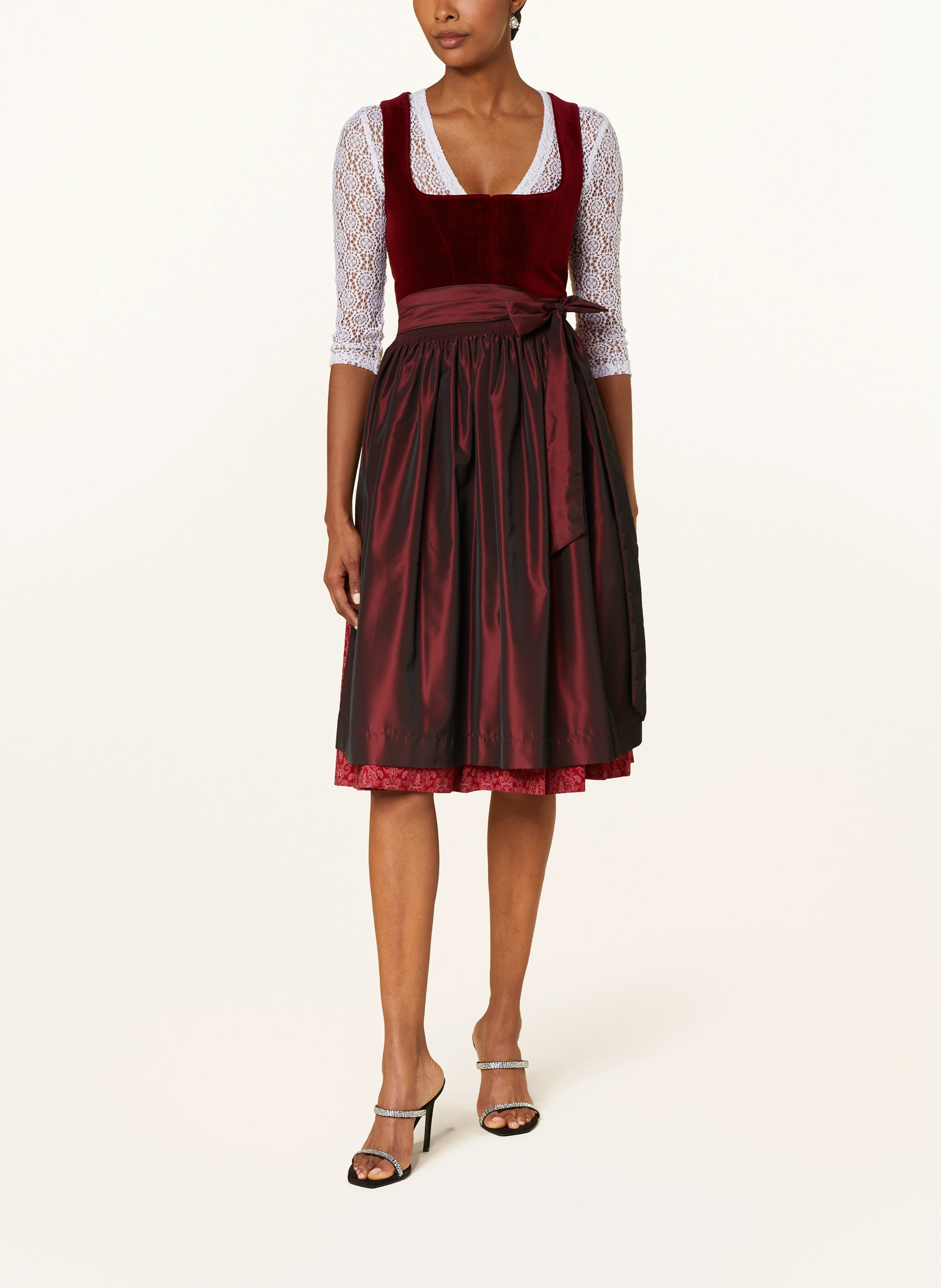 Johann & Johanna Dirndlbluse aus Lochspitze
