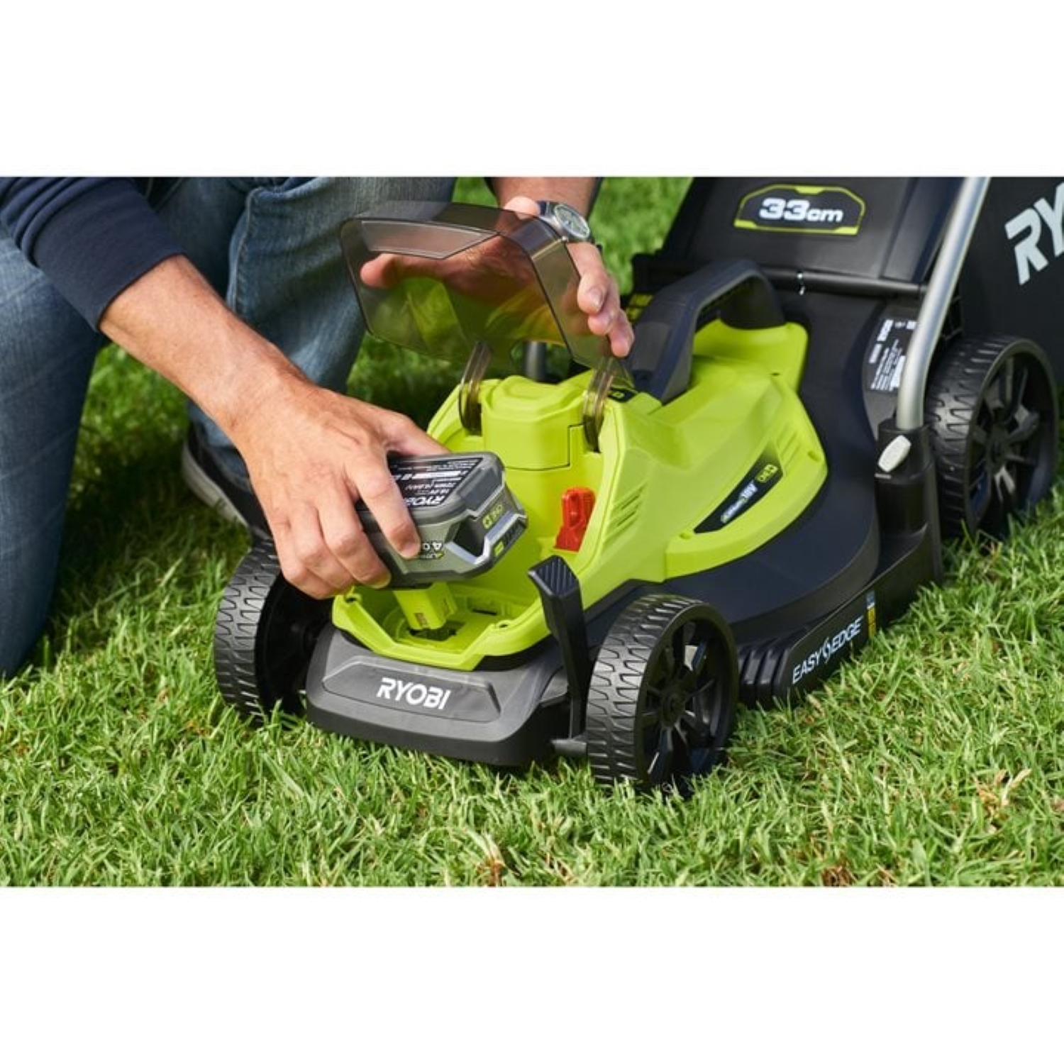 Ryobi ONE  RLM1833BLT1825M 18V Accu 33cm Grasmaaier & 25cm Grastrimmer kit (incl. 1x 4.0Ah accu & lader)
