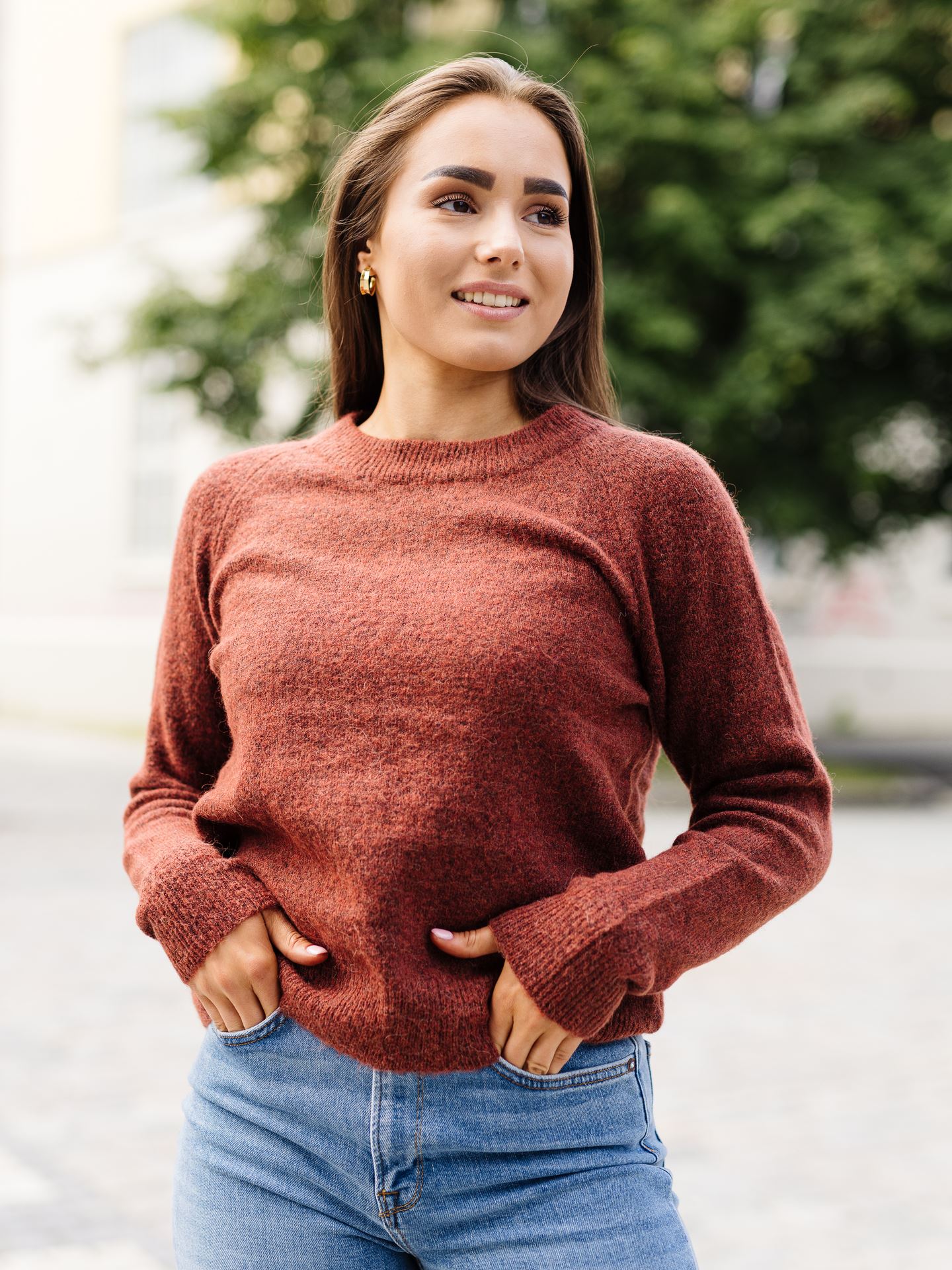 Lulu Long Sleeve Knit O-Neck