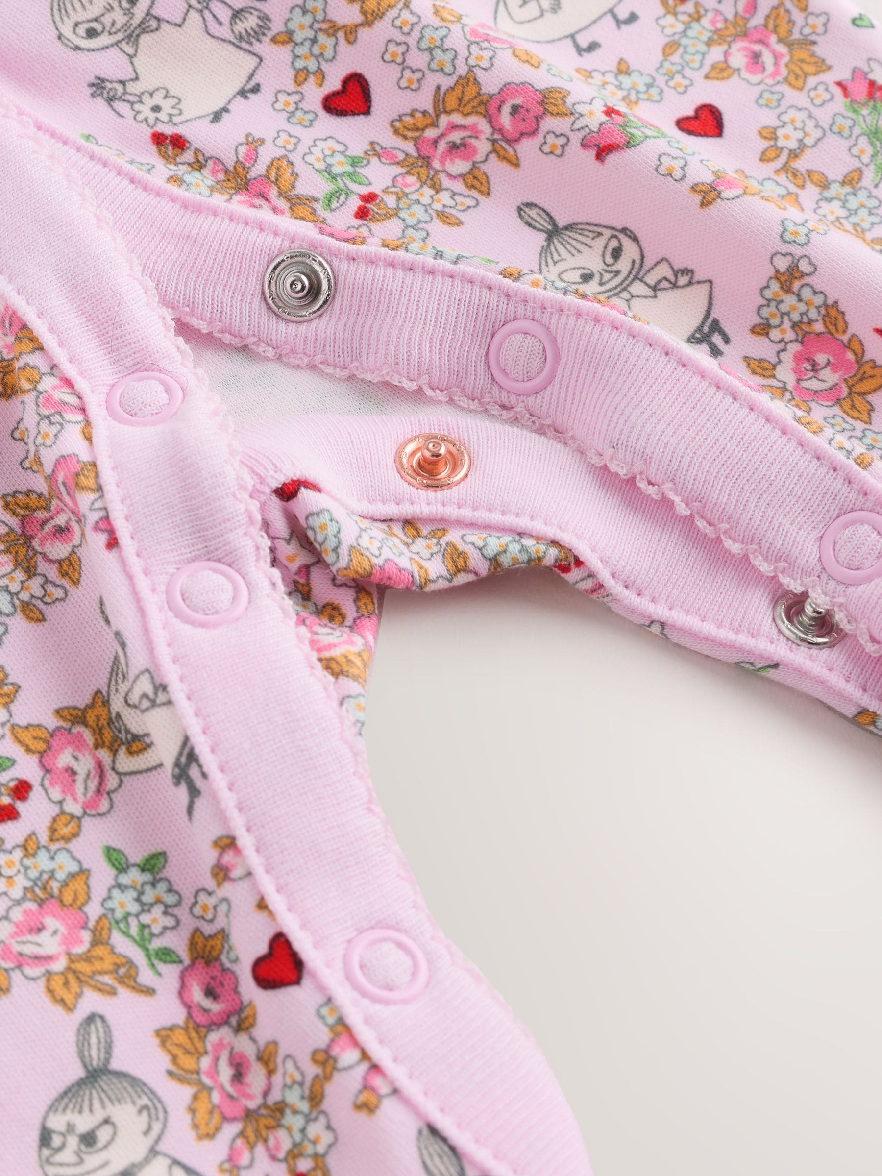 Roze - Moomin Baby Sleepsuit