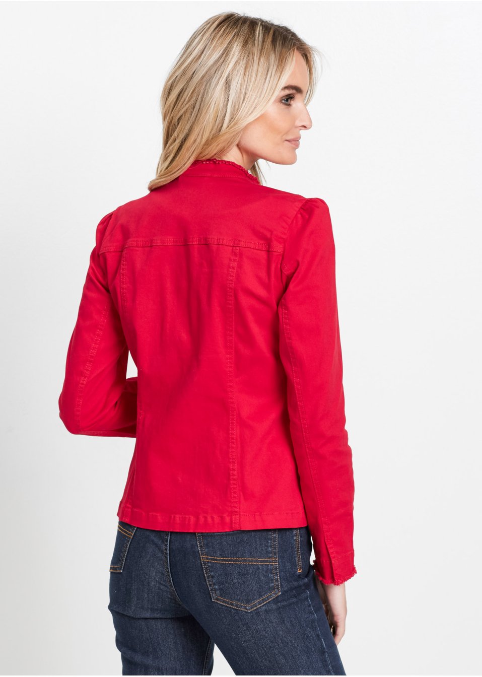 Veste avec manches légèrement bouffantes