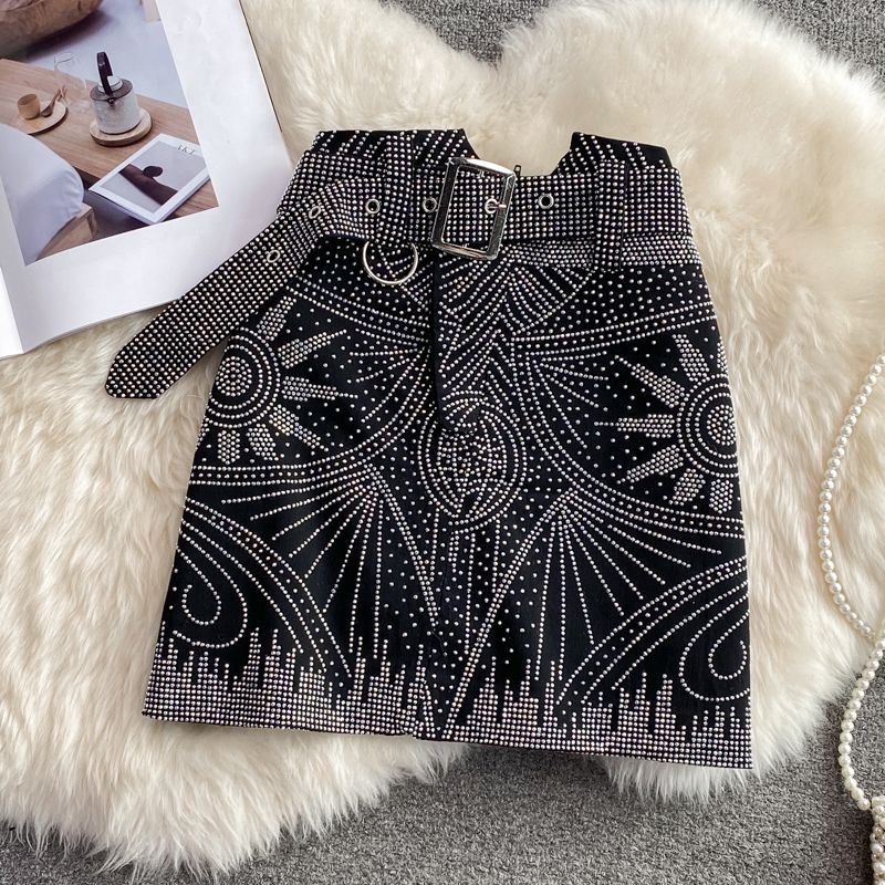 Yearnin - A-lijn minirok met riem en strass