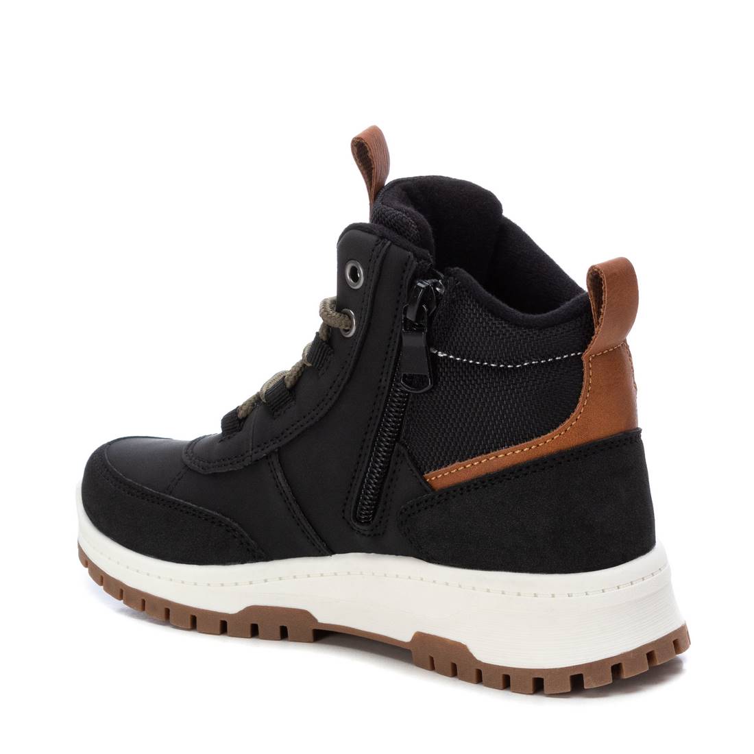 Tênis Xti 150541