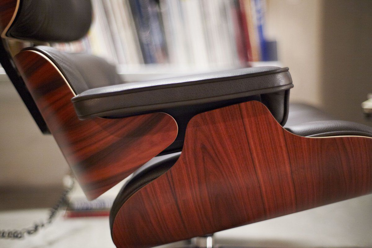 Vitra   Eames Lounge Chair & Hocker