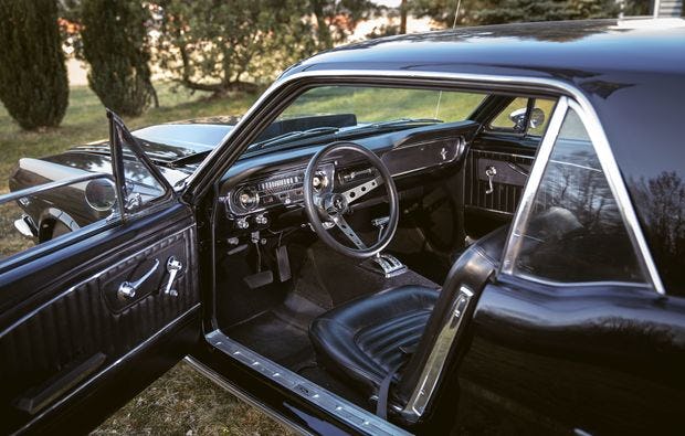 Mustang Oldtimer fahren in Weißenborn als Geschenk