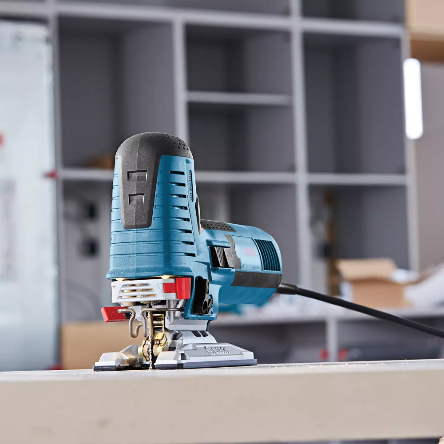 Bosch GST 160 CE Decoupeerzaag in L-Boxx - 800W - T-greep - variabel