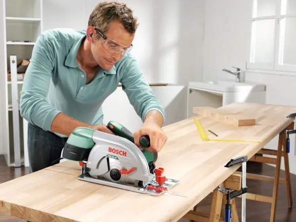 Bosch Rundsav M/føringsskinne PKS 66 AF, 1600W