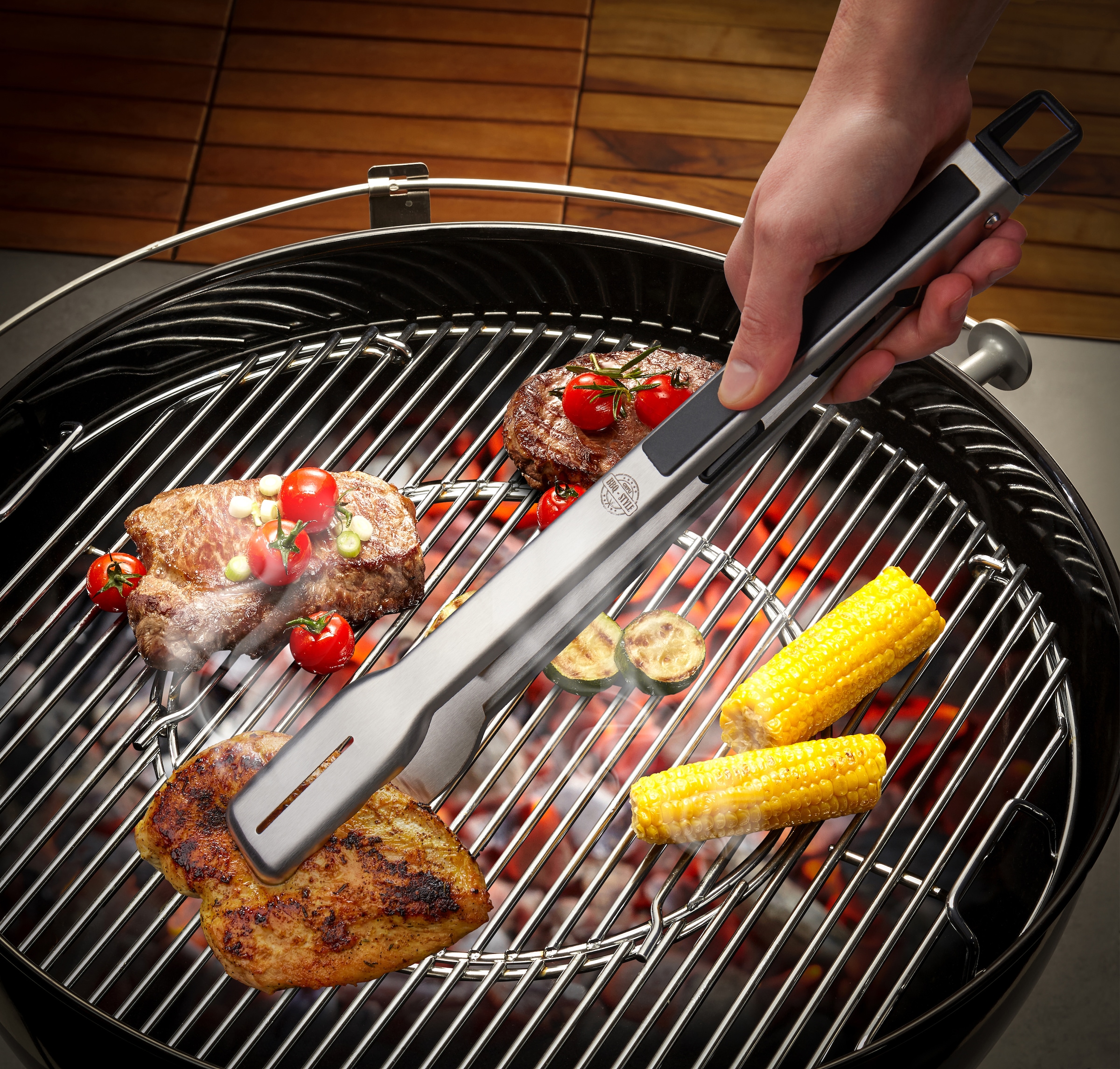 GEFU Grillzange »BBQ« Verriegelungsmechanismus mit integrierter Öse zum Aufhängen, Edelstahl