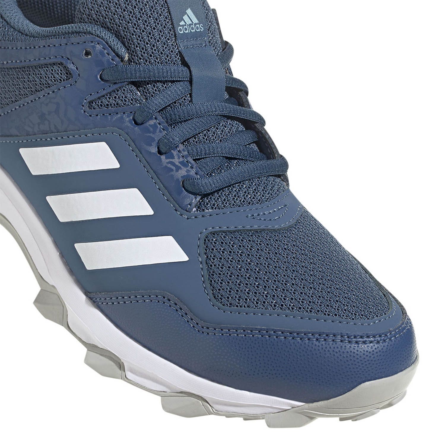 adidas  Fabela Rise