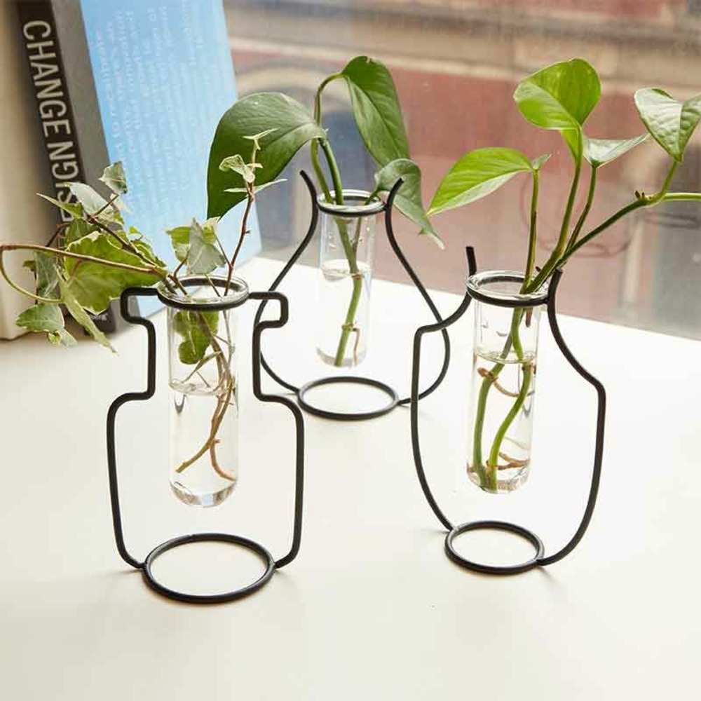 Vase en fer - soliflore bouteille - style industriel