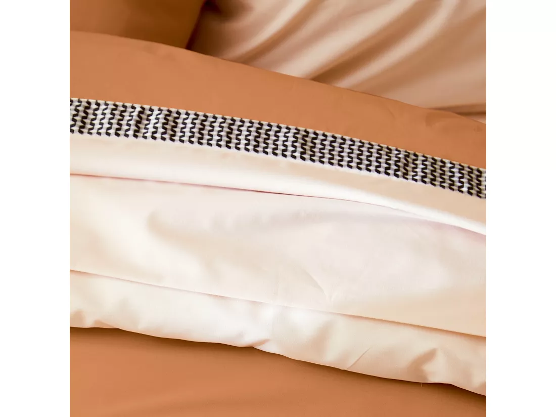 Drap plat 240x310 cm en 100% percale de coton MACASSAR Cognac
