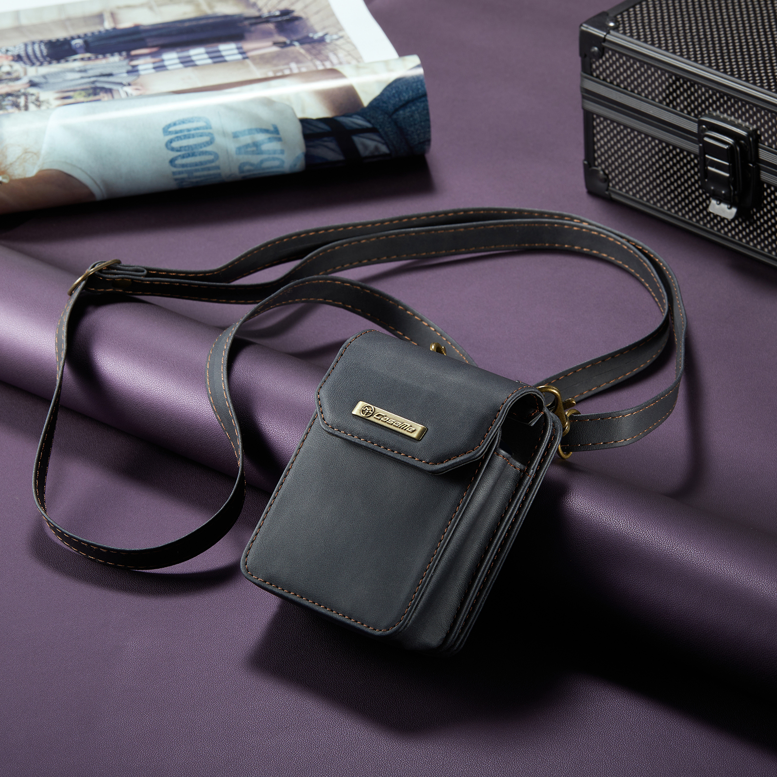 Samsung Galaxy Z Flip7 FE / Z Flip7 / Z Flip6 / Z Flip5 5G Necklace Leder Tasche Flip Wallet Etui mit Kartenfächern (RFID Schutz) - Dunkelblau