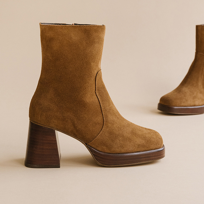 Boots à plateformes  en croute tabac