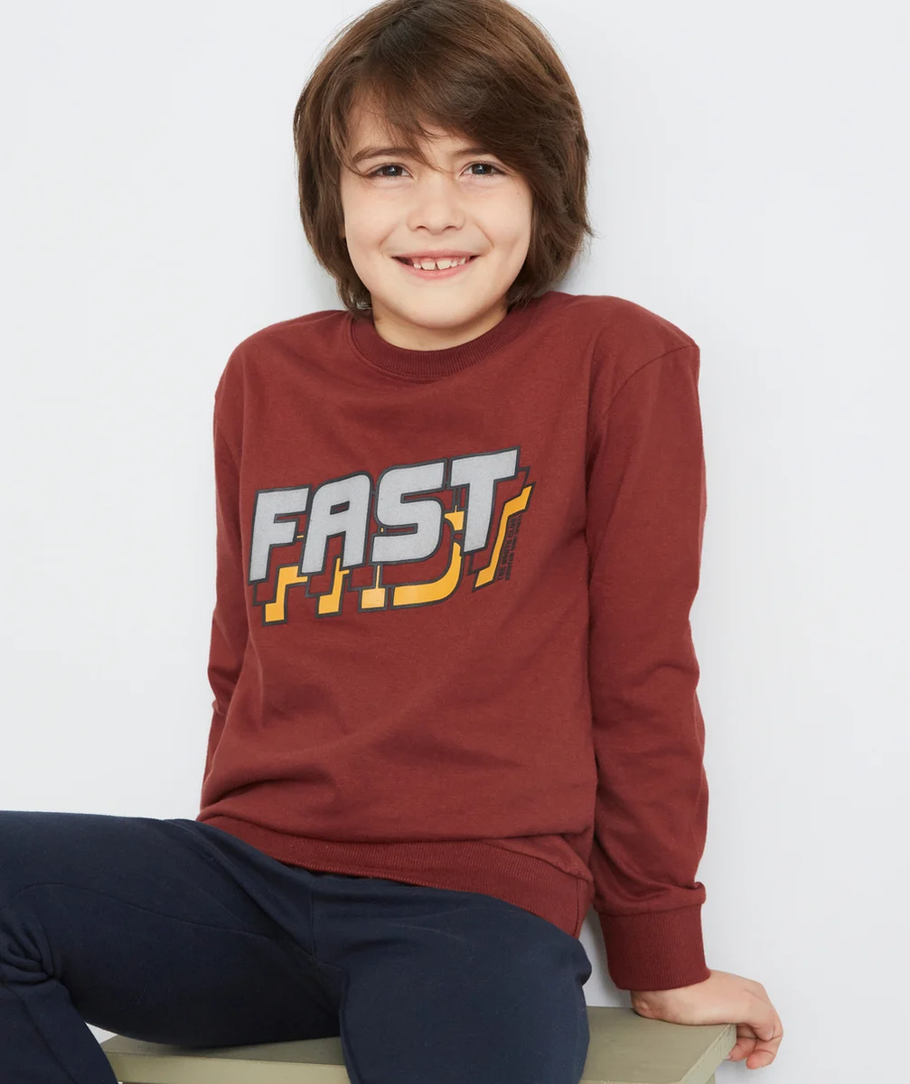 T-SHIRT GARÇON BORDEAUX EN COTON BIO AVEC MESSAGE FLOQUÉ