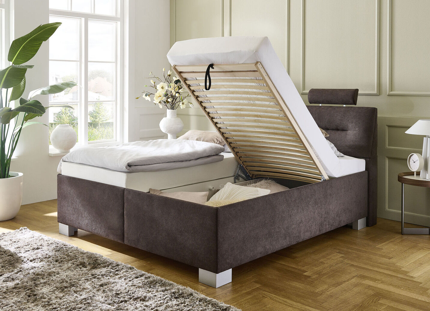 Polsterbett mit Einbaulattenrost und Bettkasten