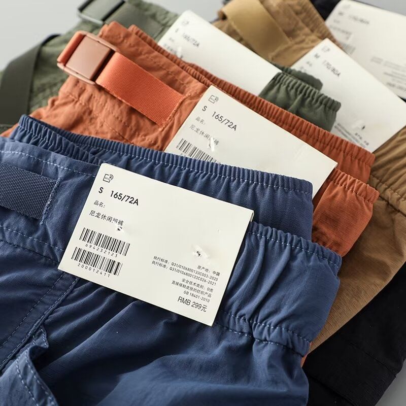 Adotuastic - Elastische taille, effen cargoshorts met gespen