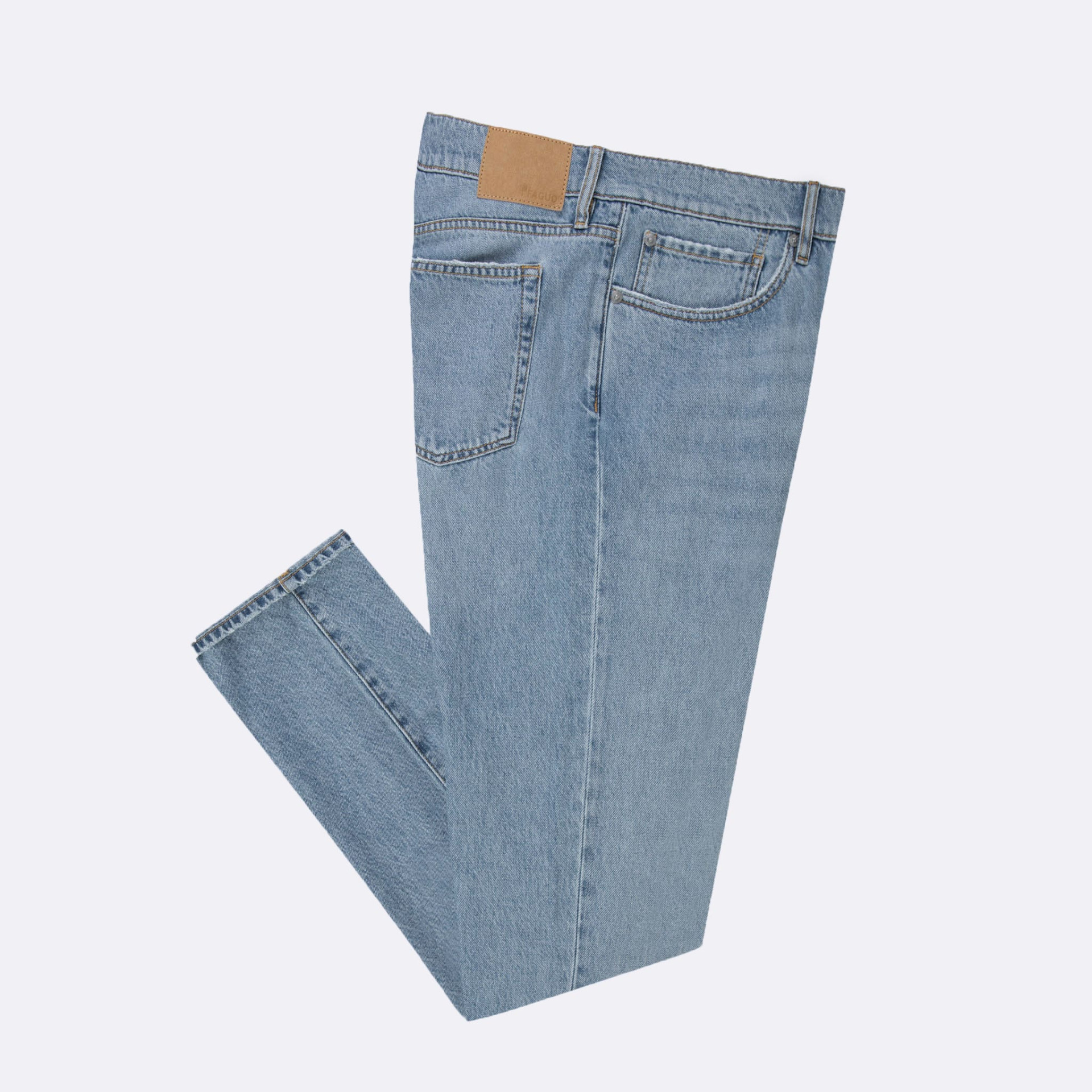 Jean light denim coupe straight végan en coton et coton recyclé - modèle Straight denim