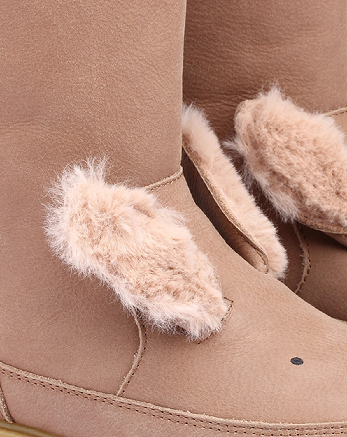 Stiefel WADUDU EXCLUSIVE - FLUFFY BUNNY gefüttert in hazelnut