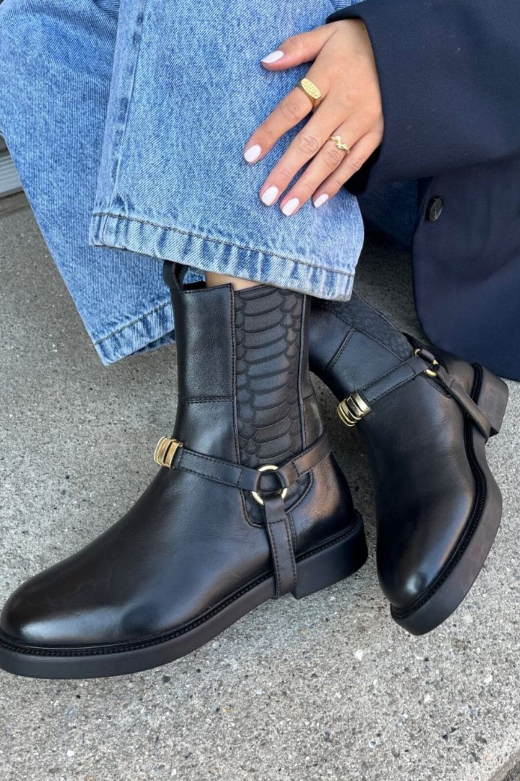 Copenhagen Shoes Moments Of Life 2 (Gold Trim)