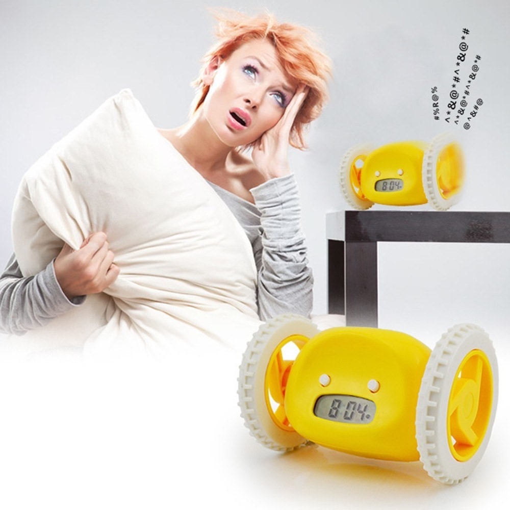 Digitaler Runaway Wecker Rollende Nachttisch Uhr Flüchtender Wecker auf Rädern (Batteriebetrieben) - Gelb