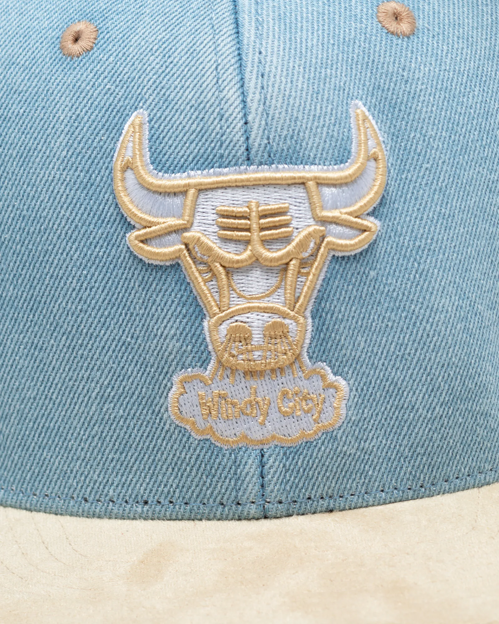 Mitchell & Ness NBA BLUE JEAN BABY FITTED HWC BULLS