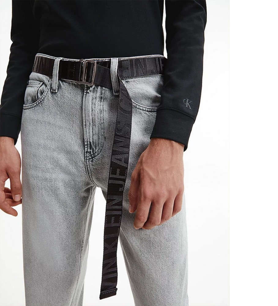 Cinto Calvin Klein Jeans preto com fivela deslizante