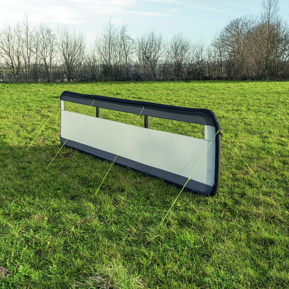 Windschutz aufblasbar 480x140 cm
