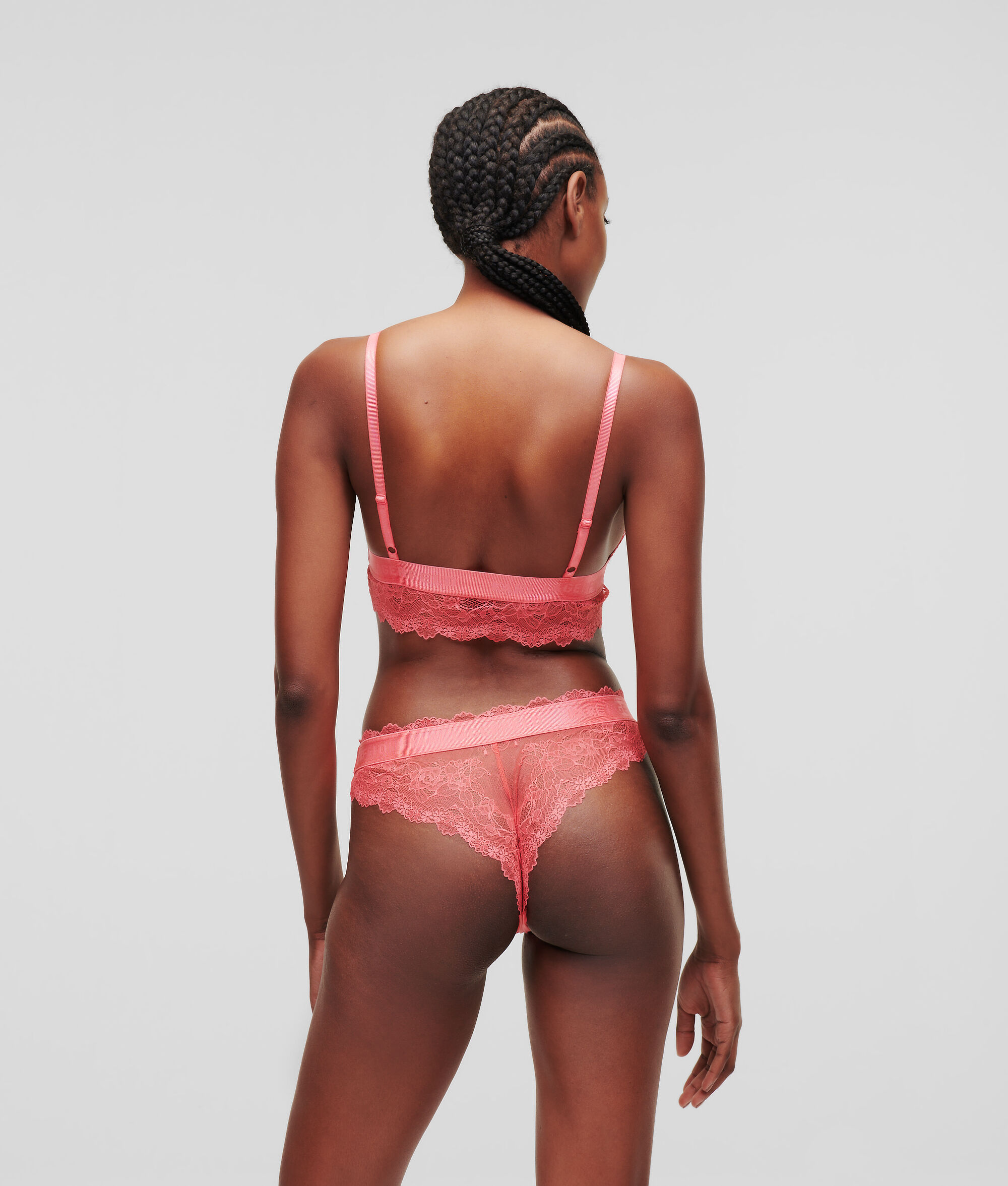 SOUTIEN-GORGE BUSTIER REMBOURRÉ EN DENTELLE