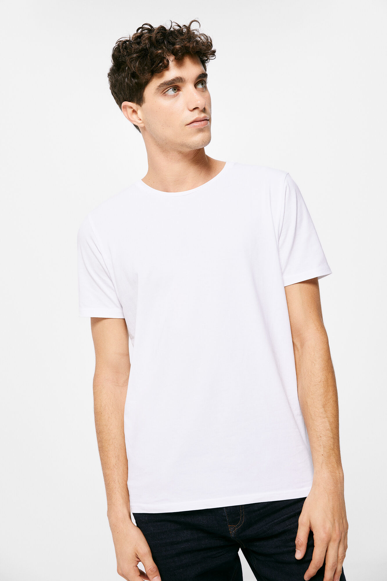 Camiseta básica - branca