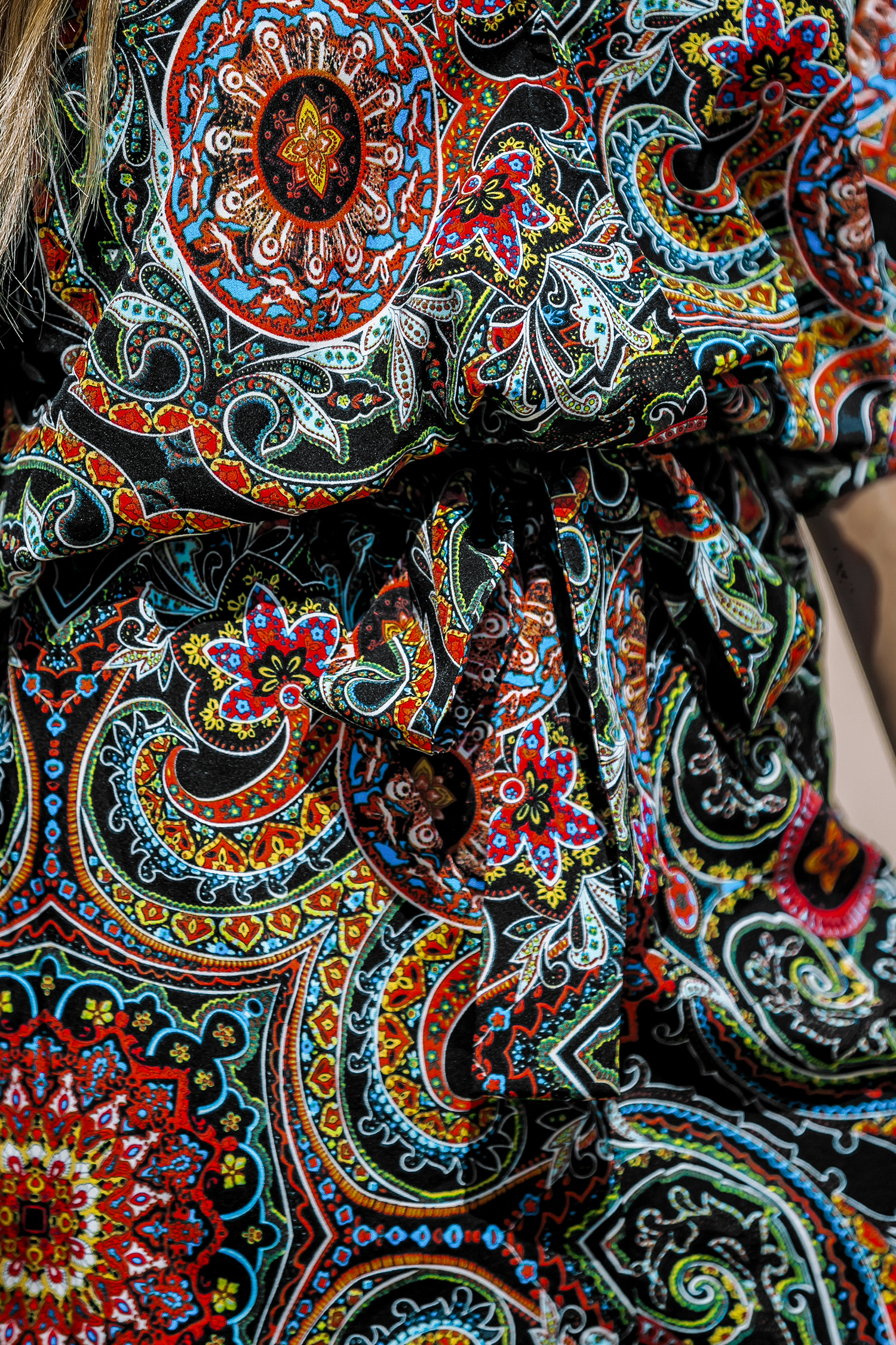 Combishort à demi-manches et col surplis paisley