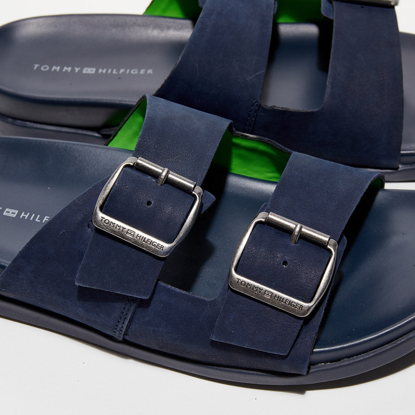 Tommy Hilfiger Sandales en Velours de Cuir 2 brides bleu marine