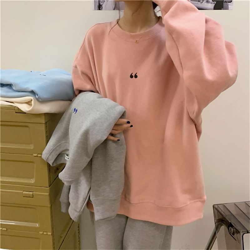 henqua - Oversized sweatshirt met ronde hals en apostrofprint