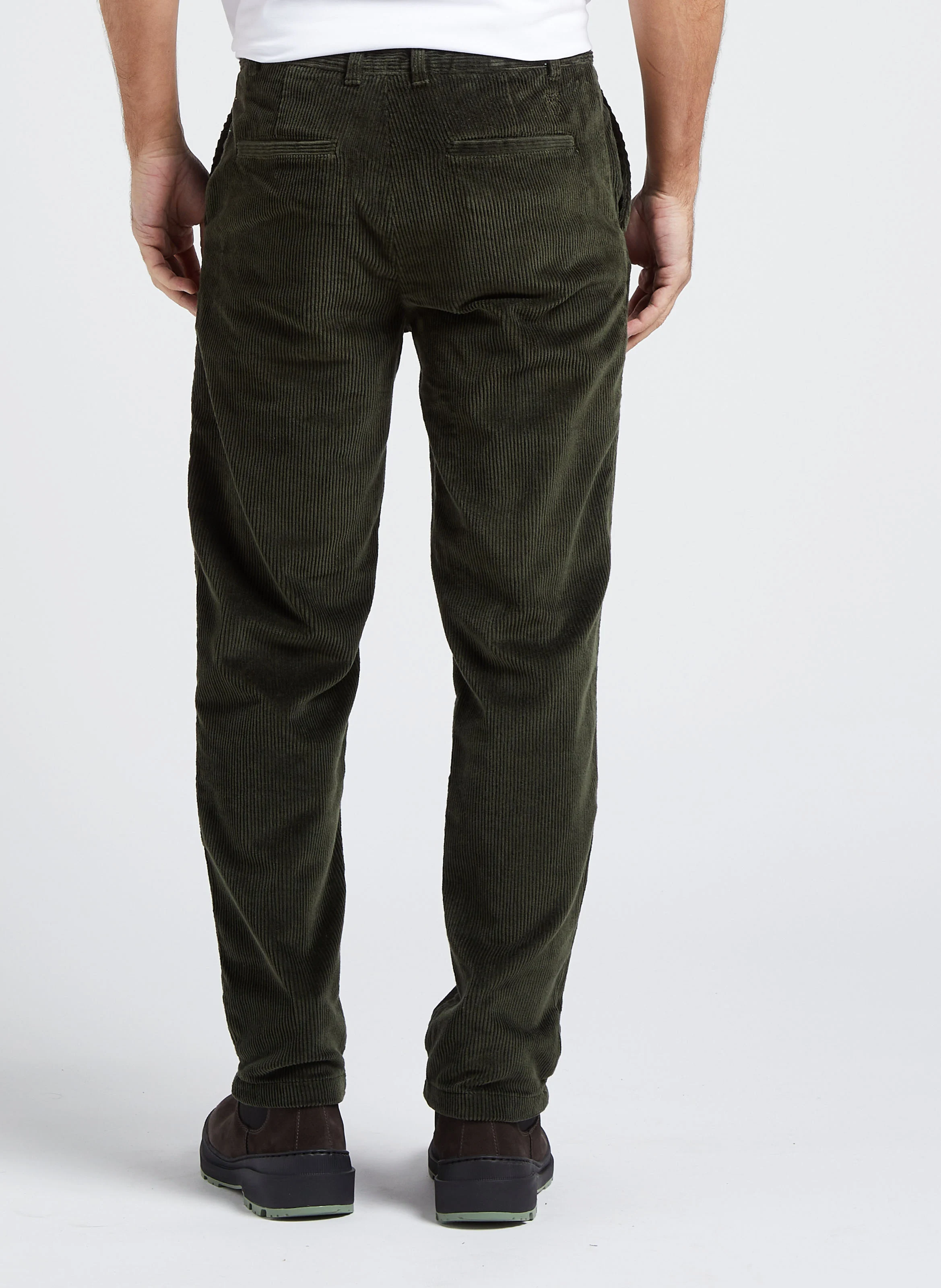 CHUCK - Pantalon chino en velours côtelé | Vert