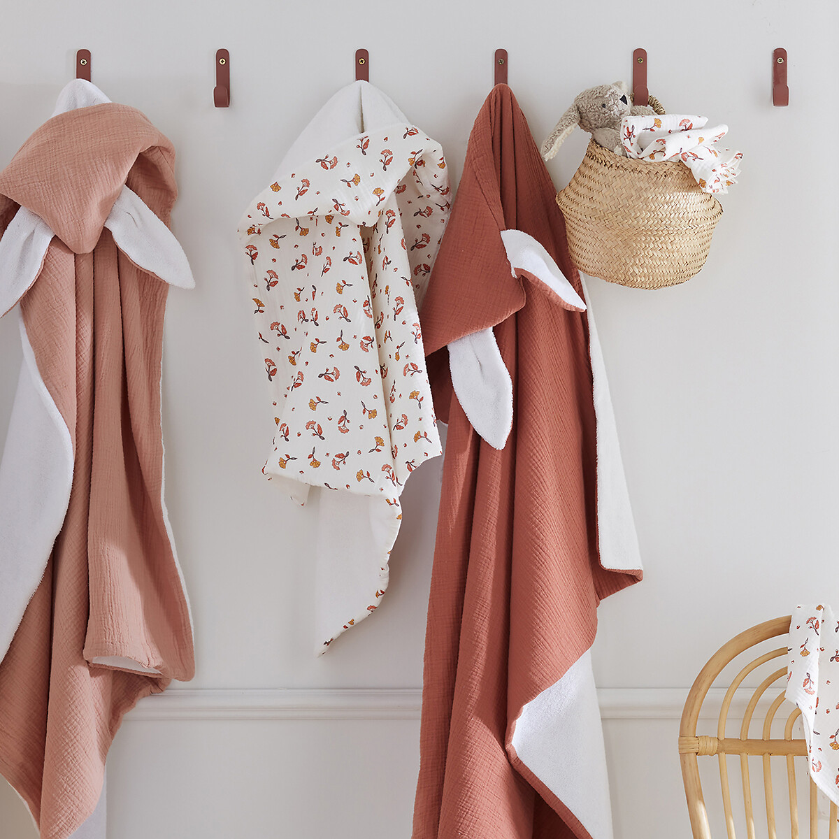 LA REDOUTE INTERIEURS<br>Conjunto de 2 cabides de metal, Hiba