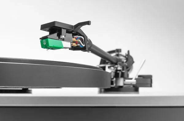 Cambridge Audio Alva ST Platines vinyle hi-fi