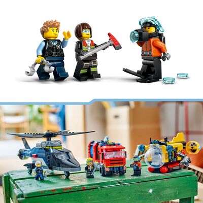 LEGO City 60462 Pakke med helikopter, brannbil og ubåt
