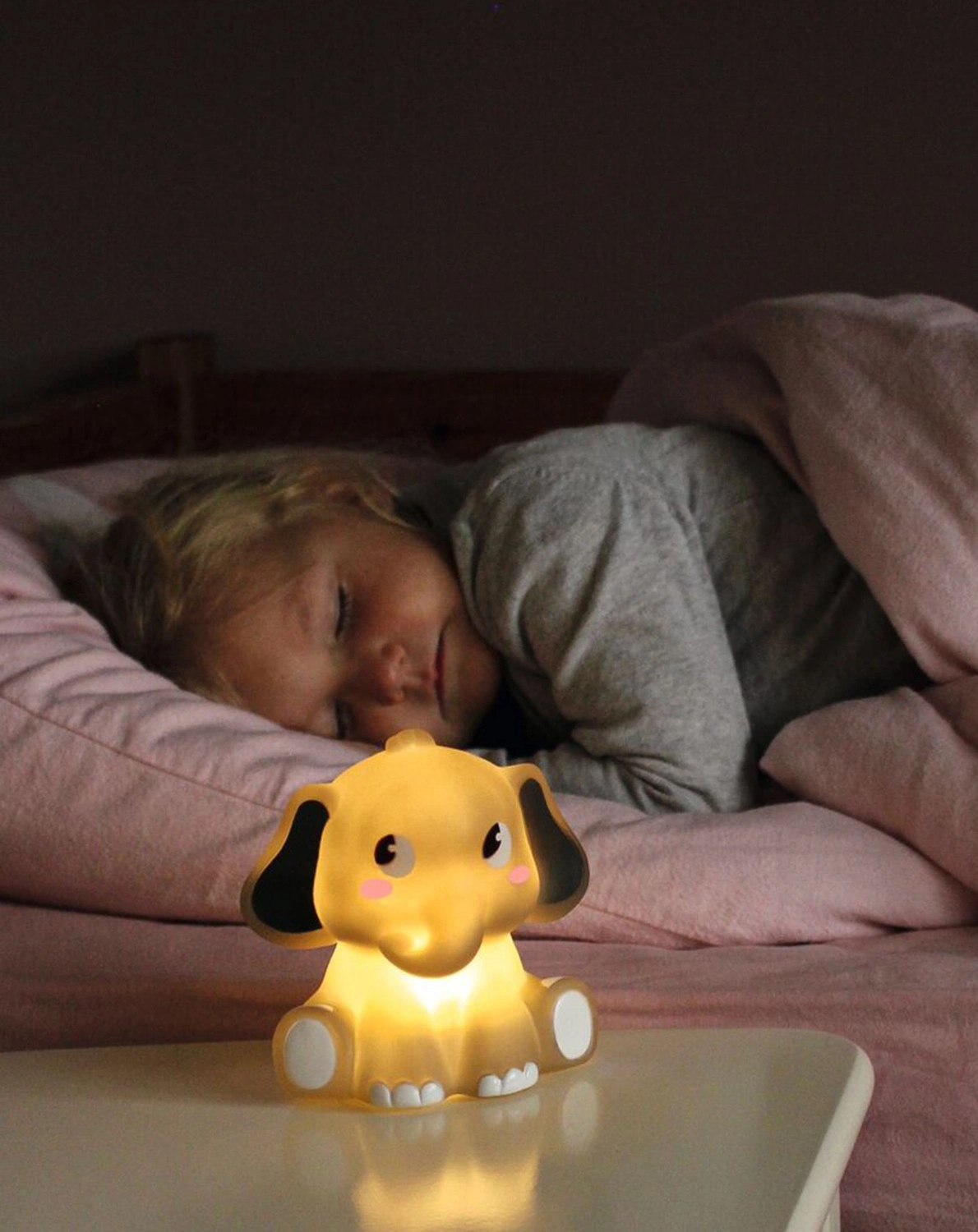 Nachtlicht KLEINE KUSCHELHELDEN - ELEFANT in grau