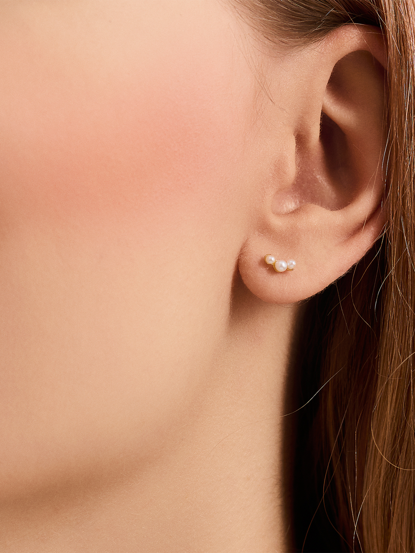 Ocean Pearl Earsticks
