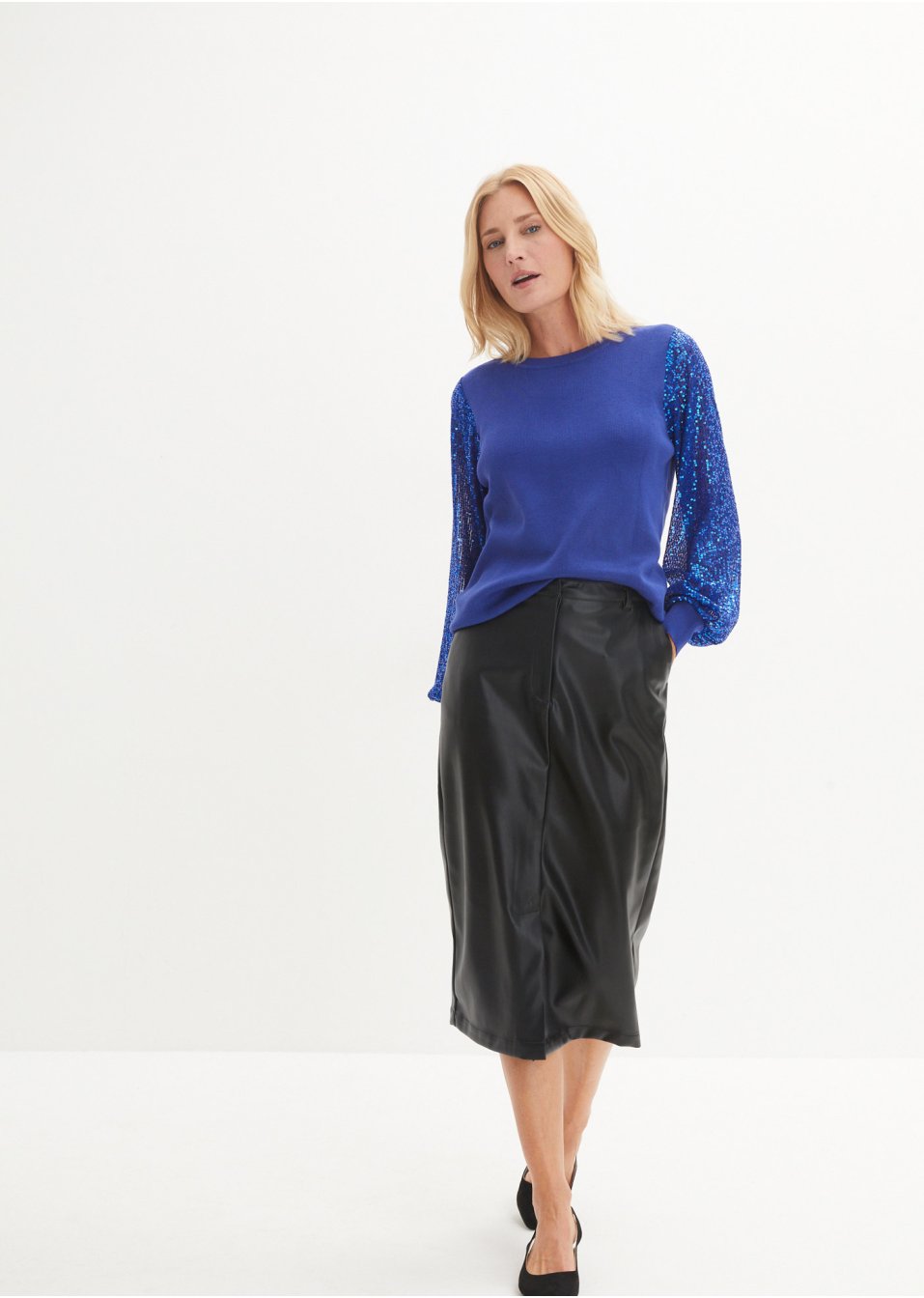 Pull avec manches pailletées