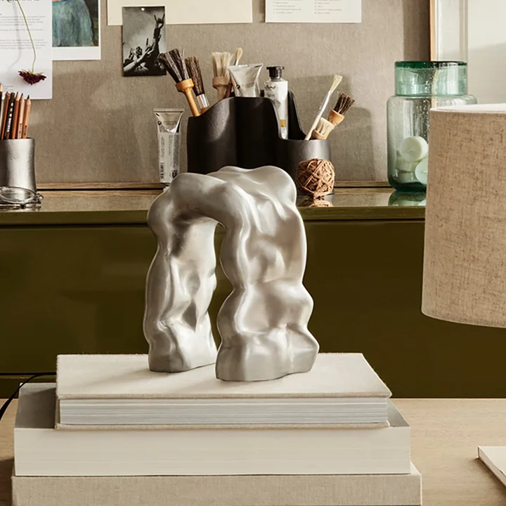 Ferm Living - Morf Skulptur und Buchstütze, H 18,5 cm, Aluminium gebürstet