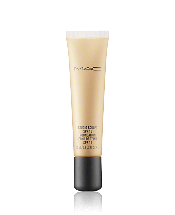 MAC Studio Sculpt SPF 15 Foundation NC40 40ml