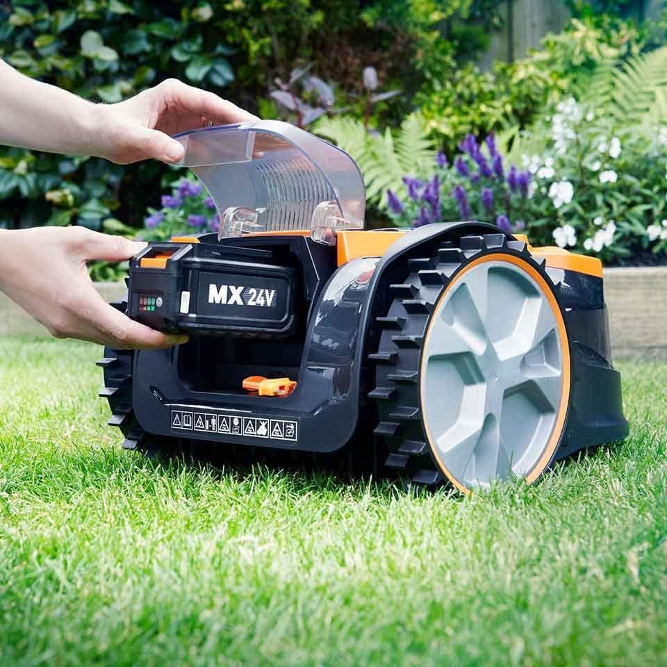 Lawnmaster OcuMow®16 Mähroboter kabellos für geeignet für bis zu 150 ㎡ Selbstfahrender Rasenmäher Roboter Hindernisvermeidung Geraeuscharm mähroboter ohne begrenzungskabel
