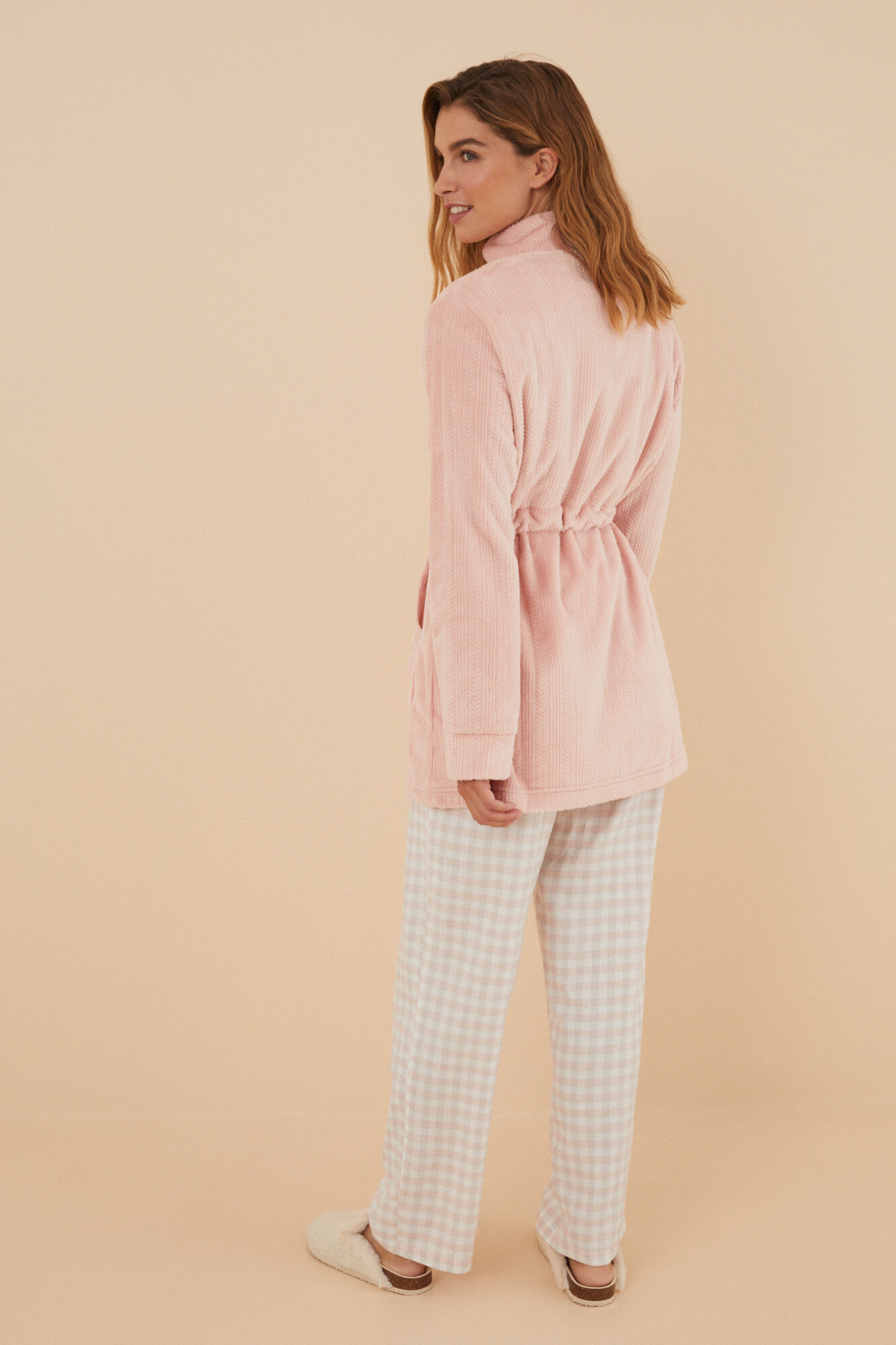Robe de lã rosa com zíper